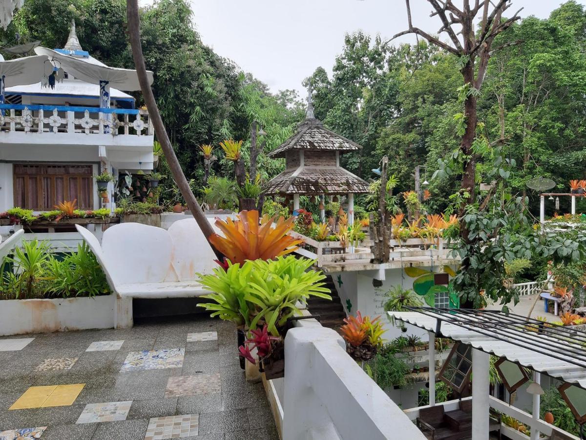 Banthorphan Resort Sangkhla Buri Exteriör bild