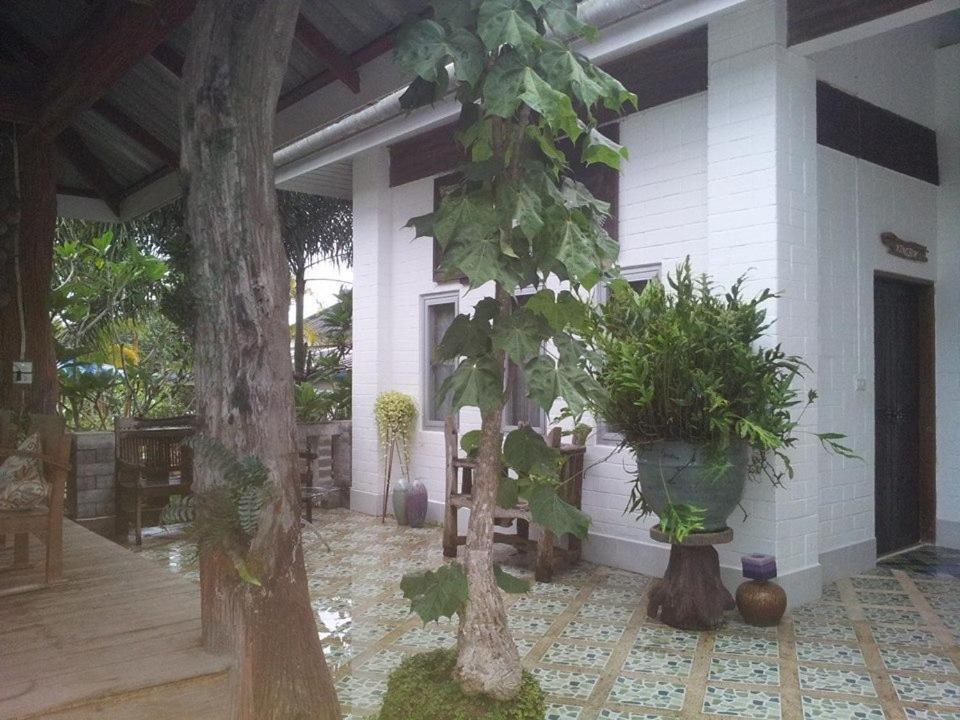 Banthorphan Resort Sangkhla Buri Exteriör bild