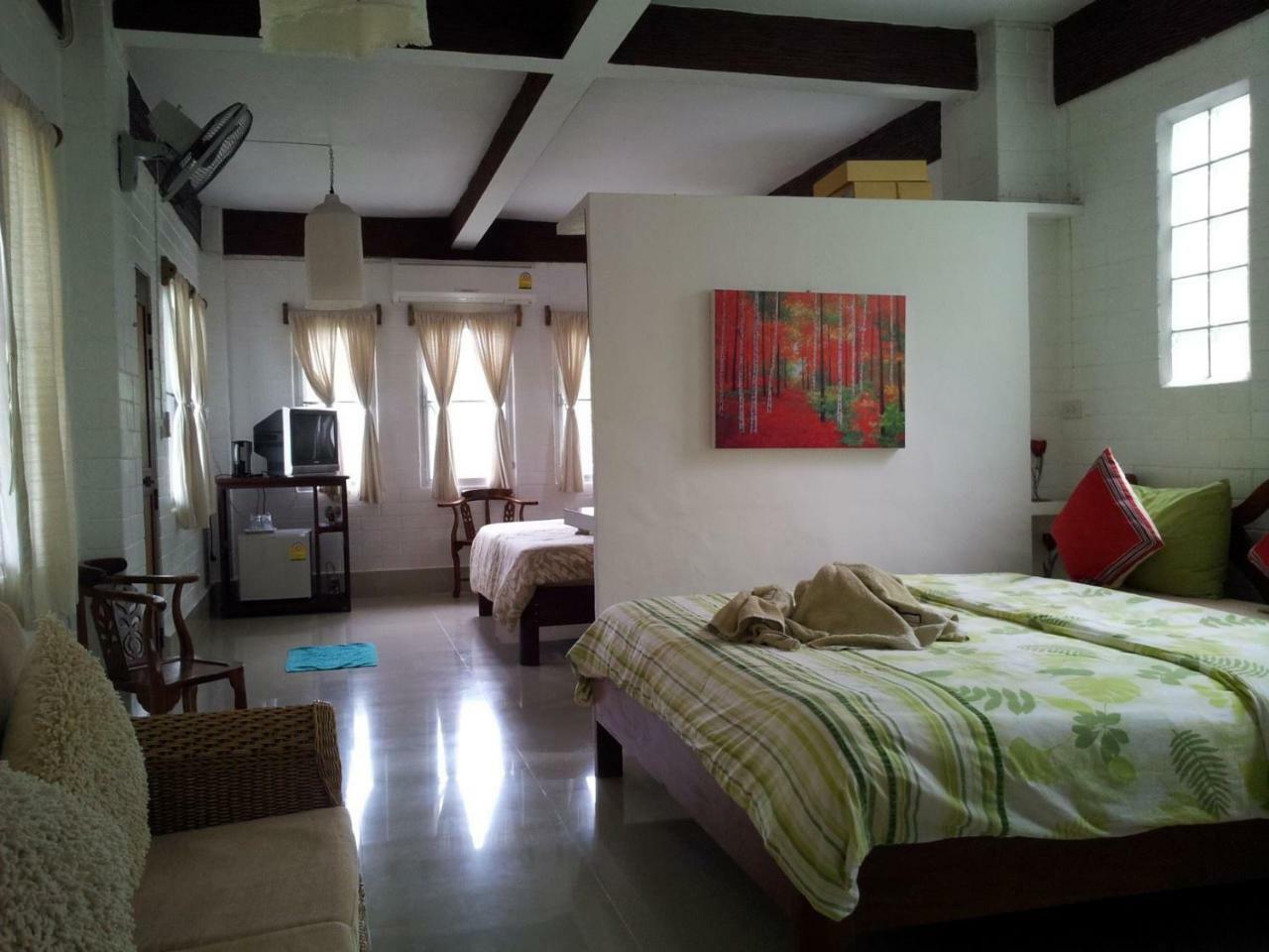 Banthorphan Resort Sangkhla Buri Exteriör bild