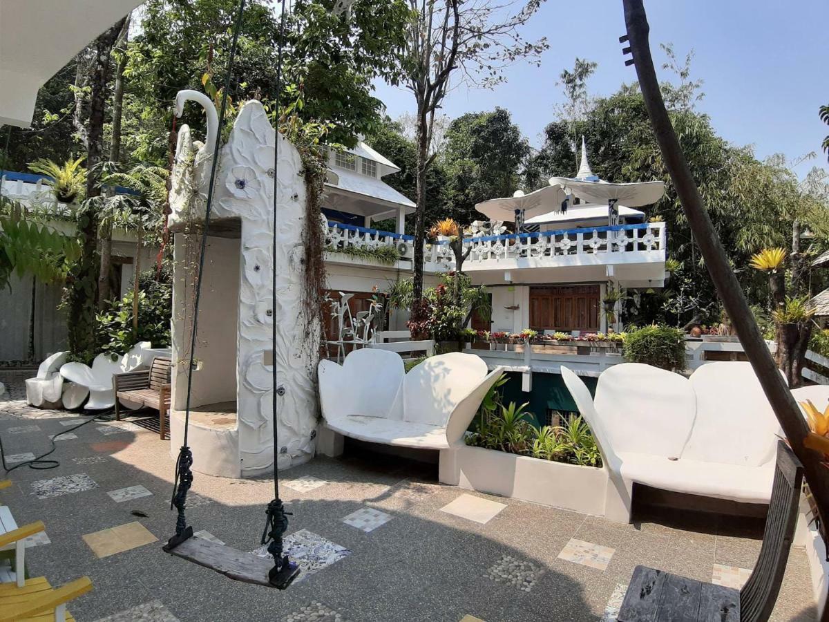 Banthorphan Resort Sangkhla Buri Exteriör bild