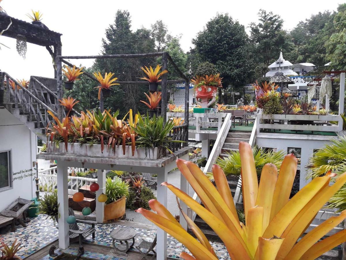 Banthorphan Resort Sangkhla Buri Exteriör bild