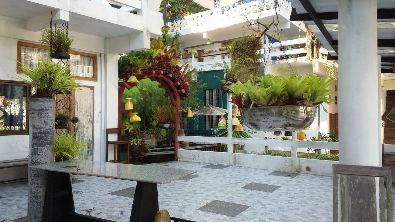 Banthorphan Resort Sangkhla Buri Exteriör bild