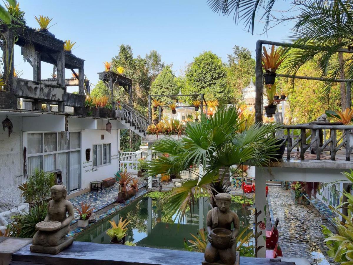 Banthorphan Resort Sangkhla Buri Exteriör bild