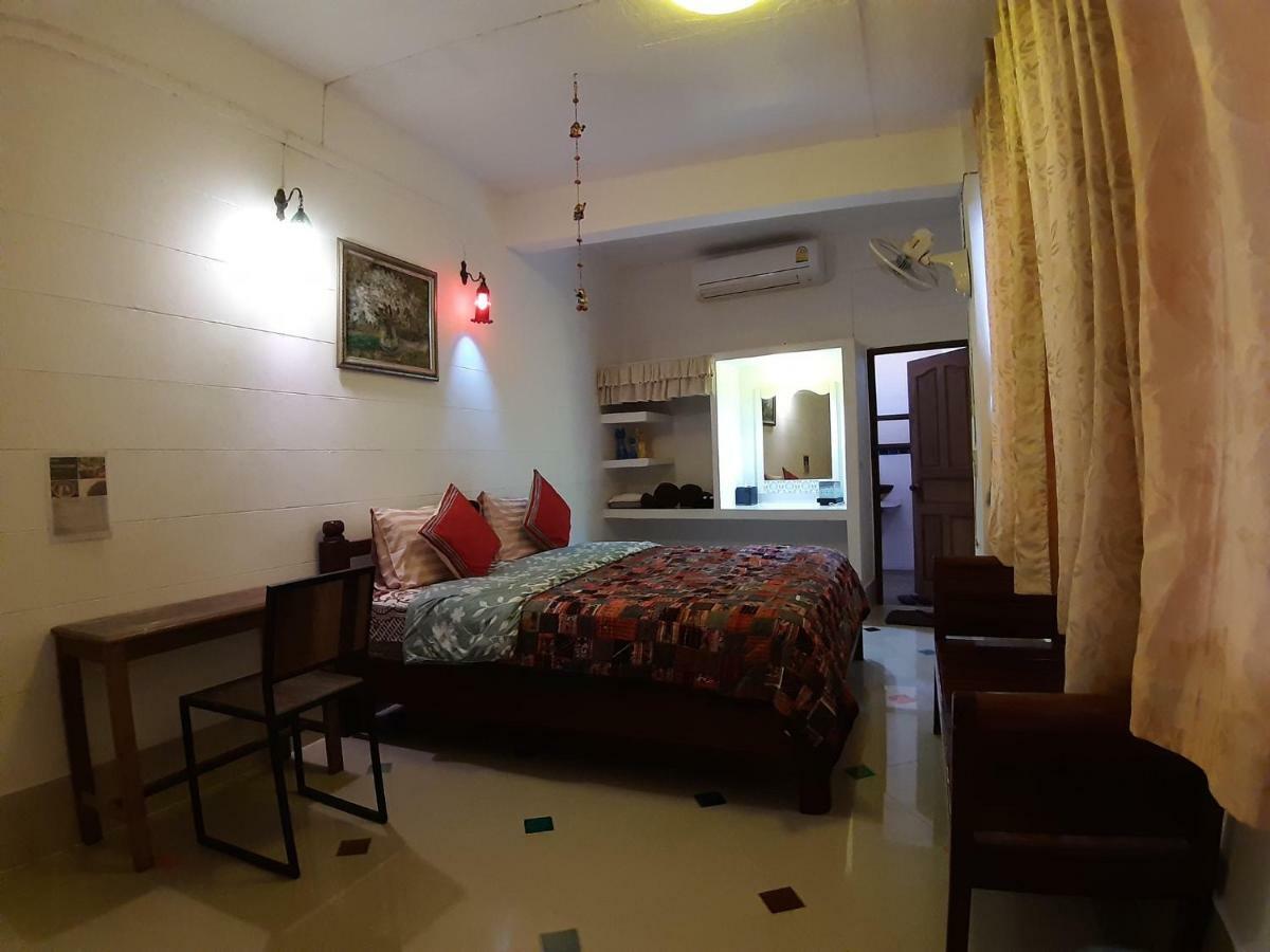 Banthorphan Resort Sangkhla Buri Exteriör bild